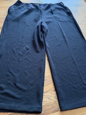 LANE BRYANT SIZE 22 BLACK WIDE LEG PANTS NEW